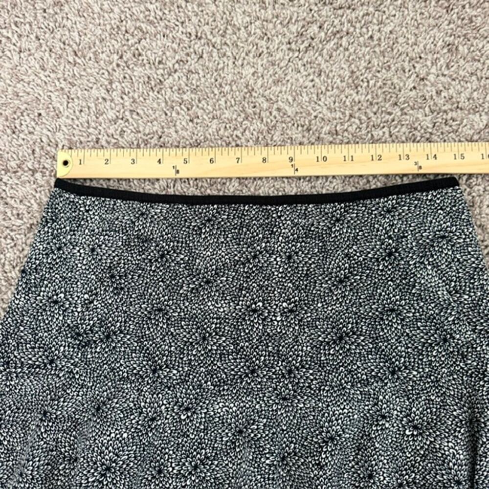 Lululemon Get It In Skirt Plush Petal Unlined Black White Floral Print Women 10 - Picture 8 of 9